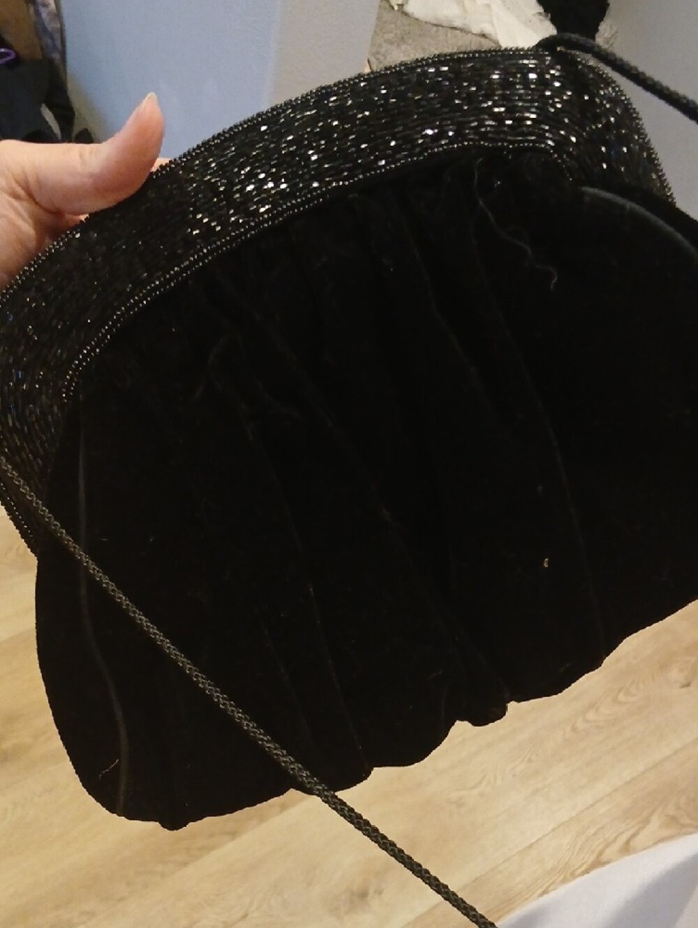 Vintage 1960s La Regale Formal Black Velvet Evening Crossbody Bag With Seabeads